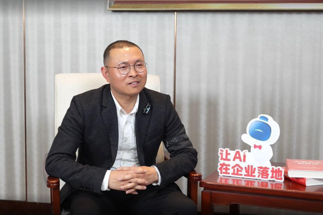 Hu Wuling, Financial Director of Qia Huo Pu Zi